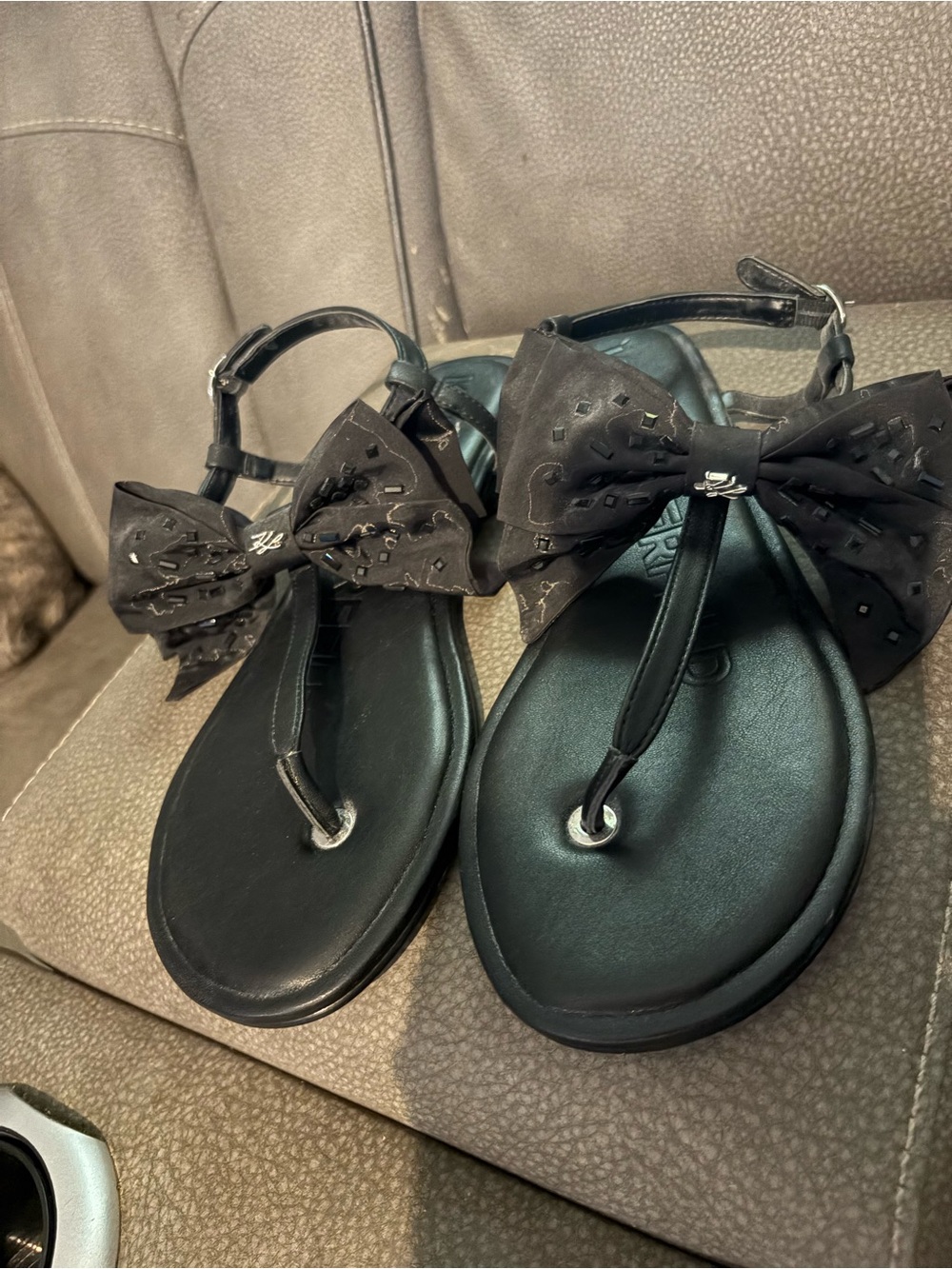 Karl Lagerfeld Bow sandals